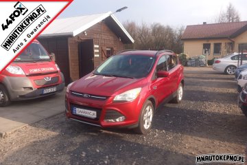 Forda Escape Titanium 1600 benzyna 4 x 4