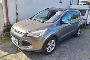 Forda Escape 2000 benzyna automat 8 stopniowy 4x 4